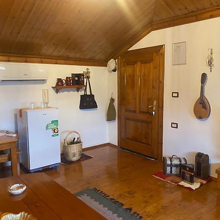 Raisa Guesthouse 12 Berat Ngoại thất bức ảnh