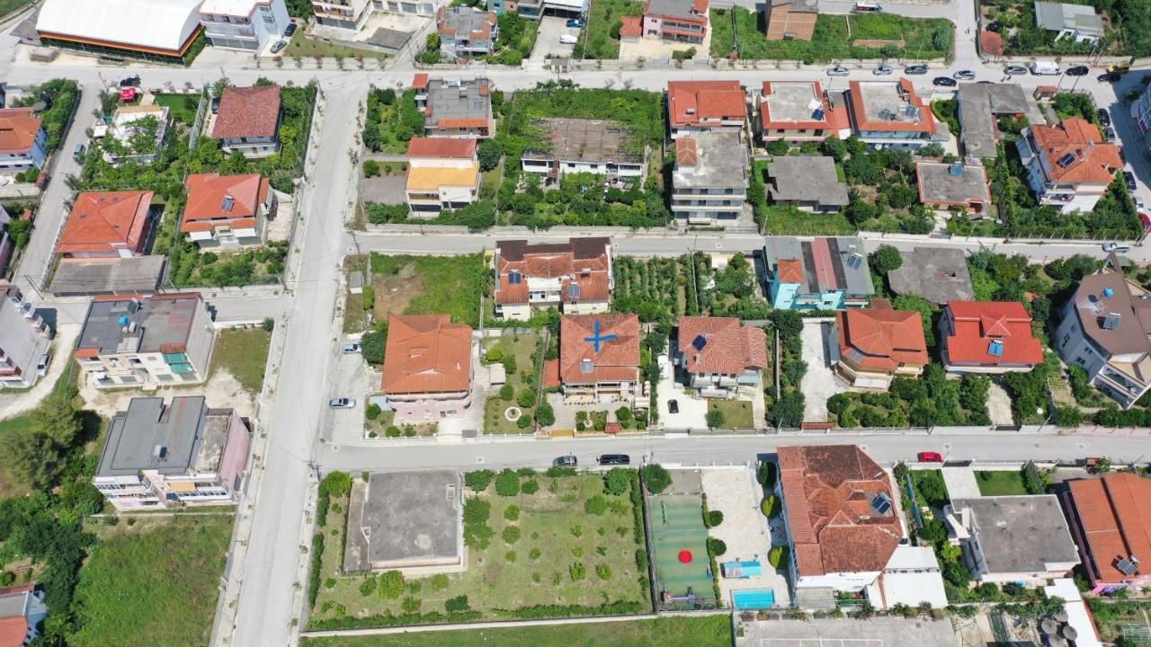Raisa Guesthouse 12 Berat Ngoại thất bức ảnh